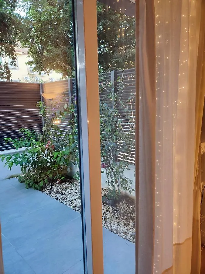 Bajo Luminoso En Barrio De Nervion Apartment Seville Spain